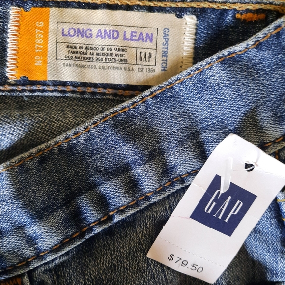 NWT - GAP Long & Lean Flared Medium Wash Women's Jeans. Size 1R - Picture 11 of 13